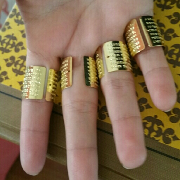 Dainty jewelry bohemian style ring - Picture 3 of 3