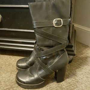 Black Boots