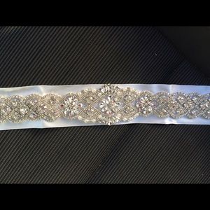 NWT Rhinestone bridal belt on ivory ribbon