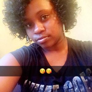 Meet your Posher, Denay