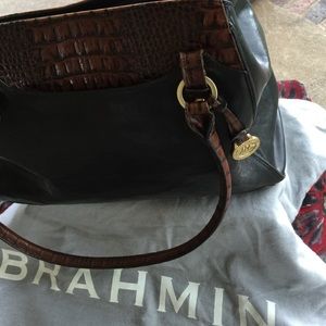 Black/Brown Tuscan Brahmin--in a great Shape!!
