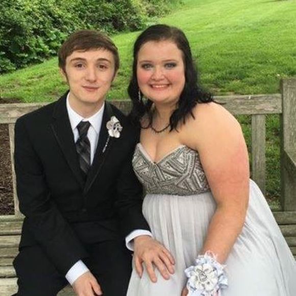 Meet your Posher, Nia