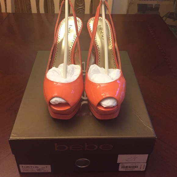 👠Bebe Zahara Coral Platform heels👠