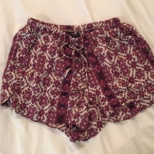 Brandy Melville Soft Patterned Shorts-Size Small