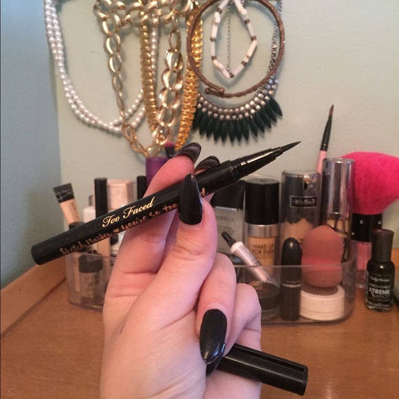 Too Faced Other - Too faced liner