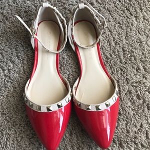 Perfect red flats