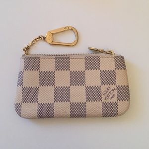 Lv key pouch