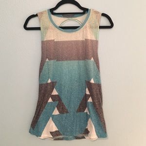 Geometric tank.