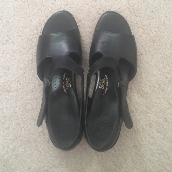 SAS Small Heeled Sandals