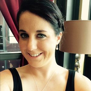 Meet your Posher, Jillian