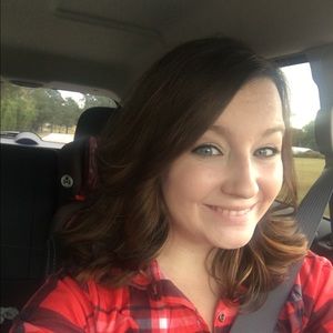 Meet your Posher, Candice