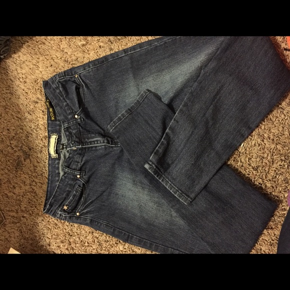 Kourtney jeans! - Picture 2 of 2