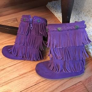 Minnetonka purple toddler boots size 10