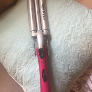 Bed Head Wave Runner