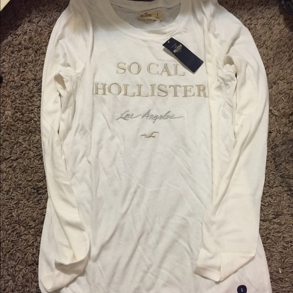 Brand new hollister shirt! - Picture 1 of 1