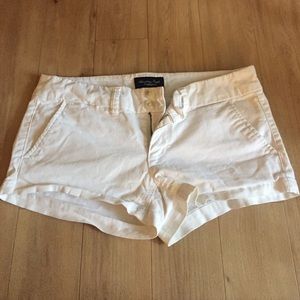 American Eagle white shorts size 2