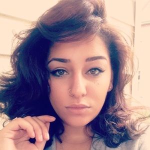 Meet your Posher, Samantha
