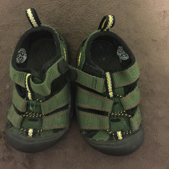 Keen green shoes