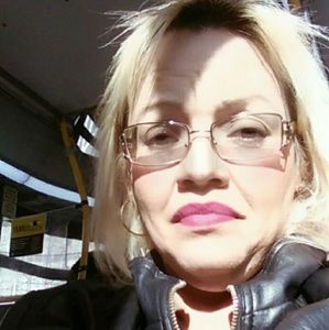 Meet your Posher, Lizzette