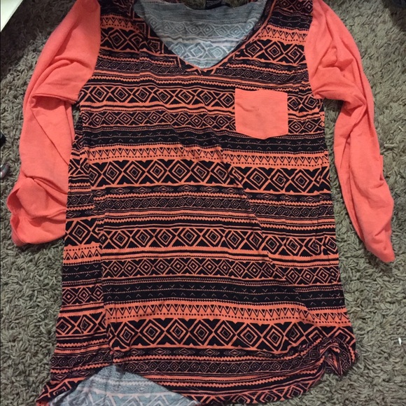 Tribal print shirt - Picture 1 of 1