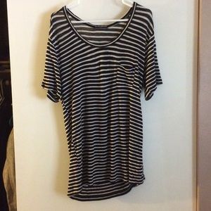 Brandy Melville black and white oversized tee