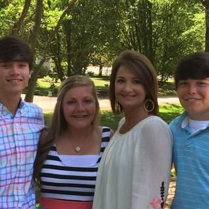 Meet your Posher, Libby