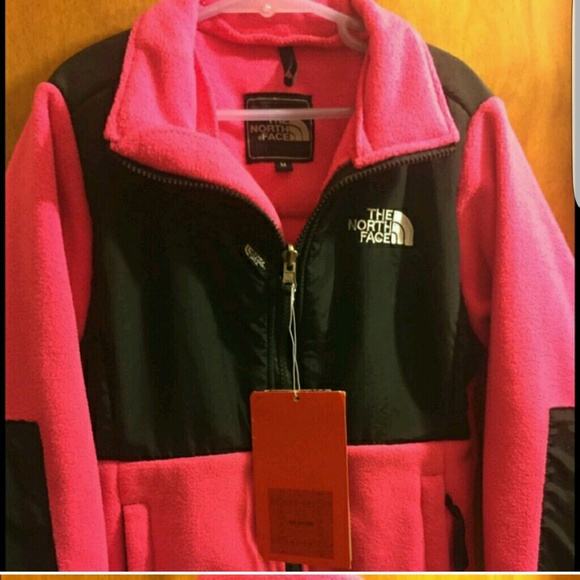 Nwt The North Face Denali girls jacket