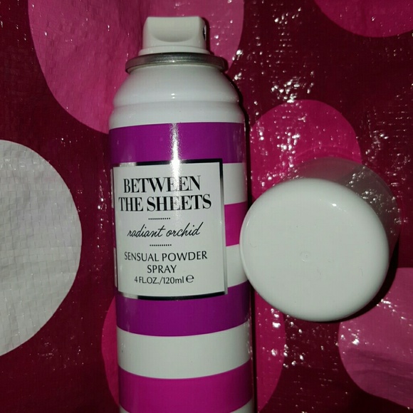 Between  the sheets - Picture 3 of 3