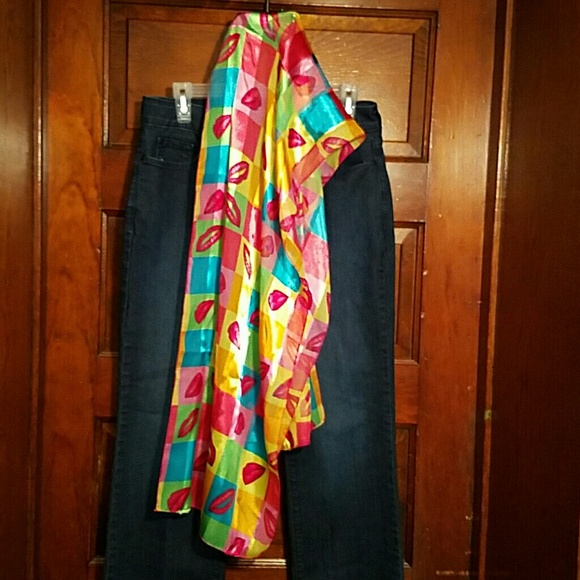 Lips Kiss Lips Print Sheer Bright Spring Scarf