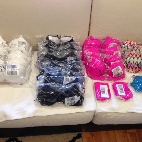 NEW NEW VICTORIA'S SECRET Bombshell, Push up swim - Picture 8 of 8