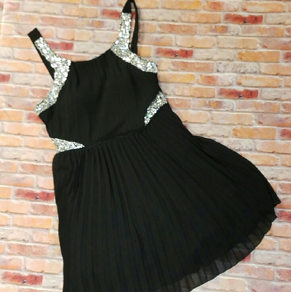 New without tags homecoming or prom dress!