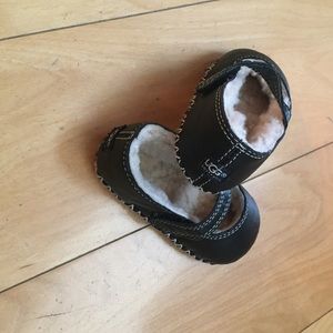 Baby ugg Mary Janes