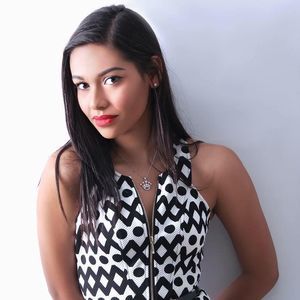 Meet your Posher, Veronica