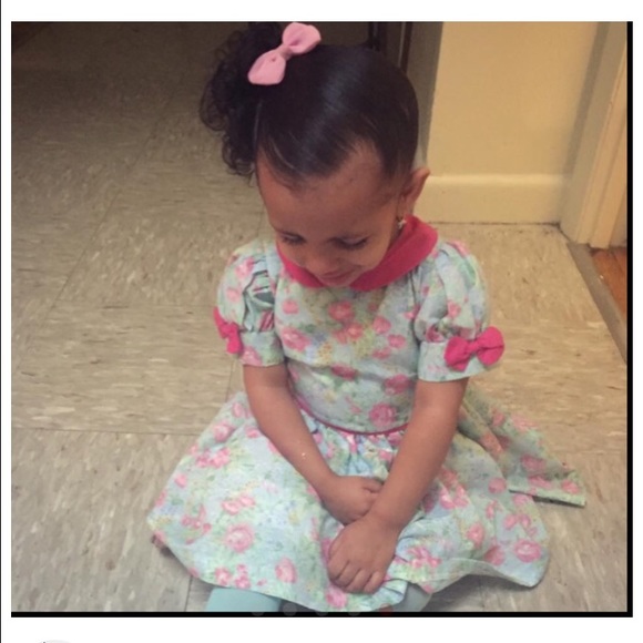 Beautiful Girly Dress - Picture 2 of 5