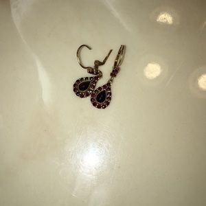 10 karat yellow gold  Garnet earrings