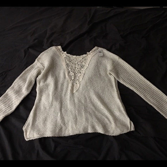 Knot Hollister sweater