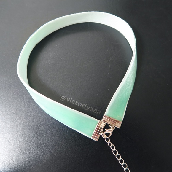 Mint Velvet Choker - Picture 2 of 2