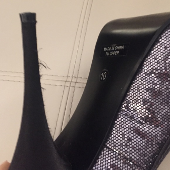 NWOB HIGHEST HEEL high heel glitter shoe, size 10 - Picture 4 of 4