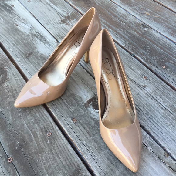 BCBG size 9 Nude Heels