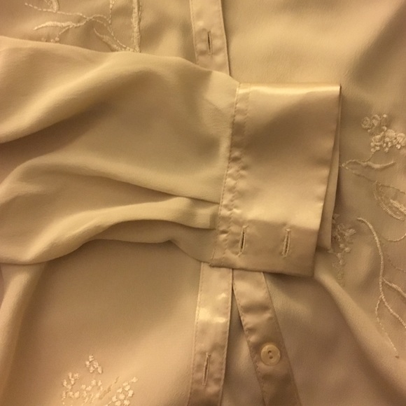 Sheer never worn button up top with accents - Picture 4 of 4