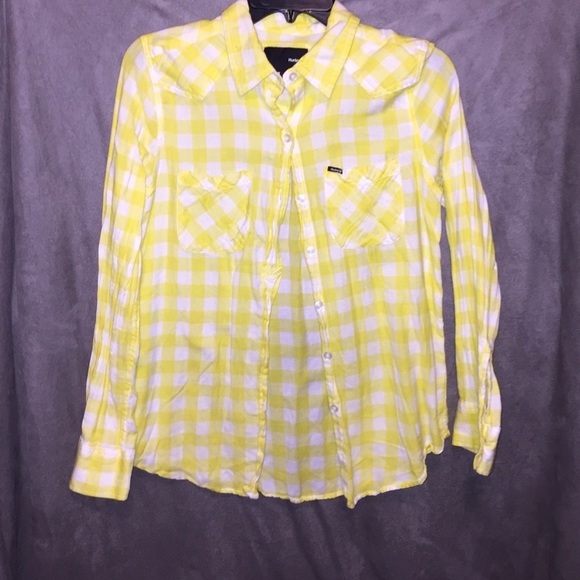 Yellow and white Hurley collared button up