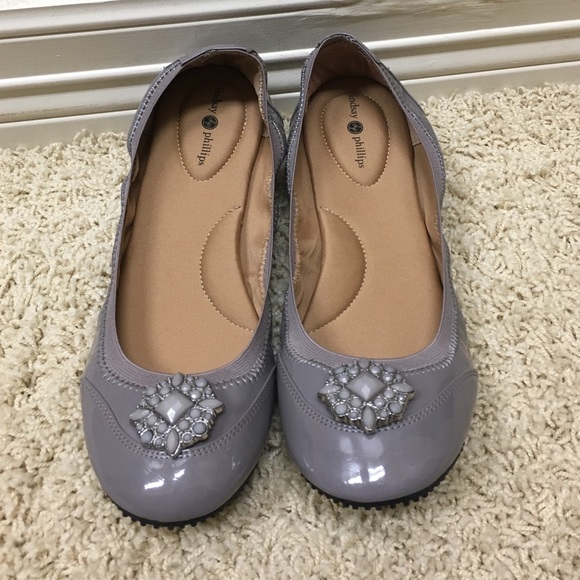 Lindsay Phillips Gray Karina w/ extra snaps