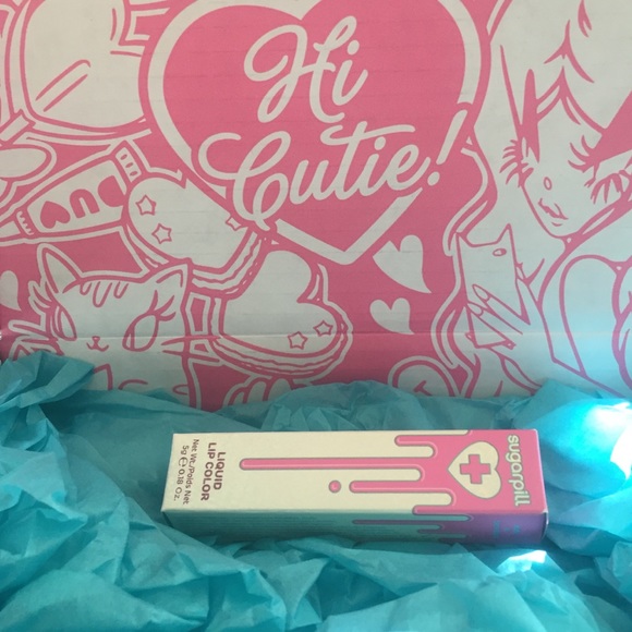 Sugarpill Trinket Liquid Matte Sparkle Lipstick - Picture 1 of 4