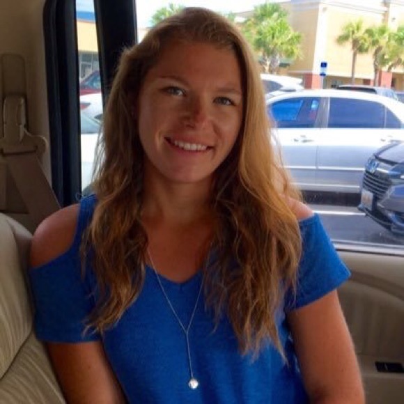 Meet your Posher, Erin - Picture 1 of 1