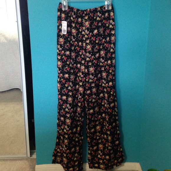 🚫SOLD🚫 - Picture 2 of 3