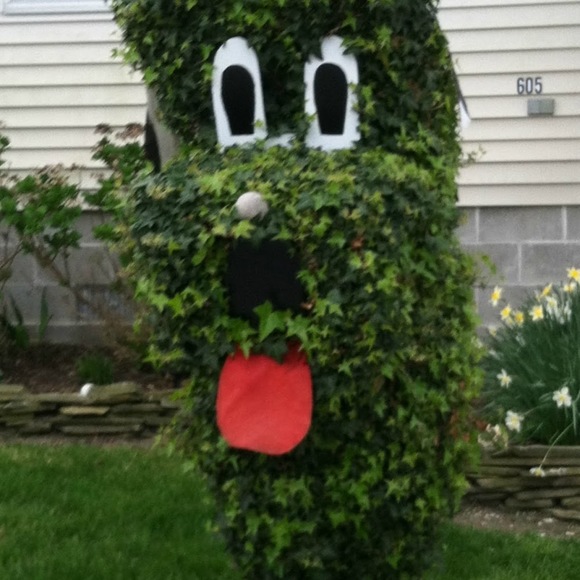 Meet your Posher, Sierra - Picture 1 of 1