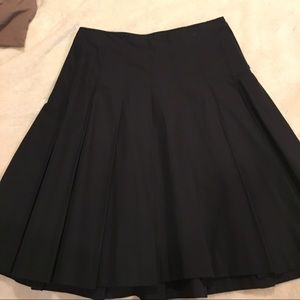 Banana Republic pleated skirt
