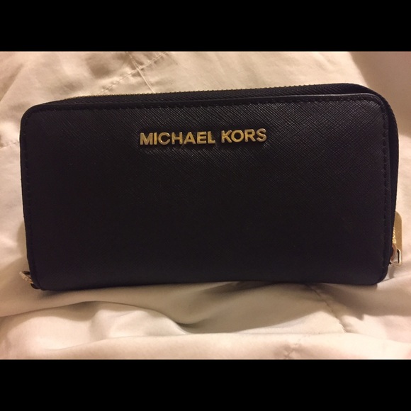 Michael Kors wallet