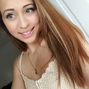 Meet your Posher, Alexandra