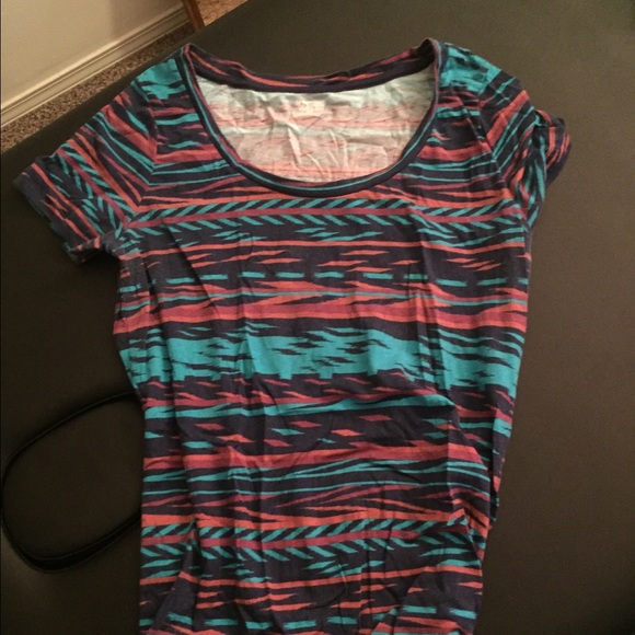 Tee shirt